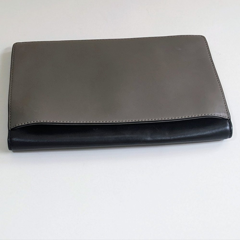 Michael Kors Evening Envelope Clutch Shoulder Handbag w/Chain.   Leather - Picture 14 of 14